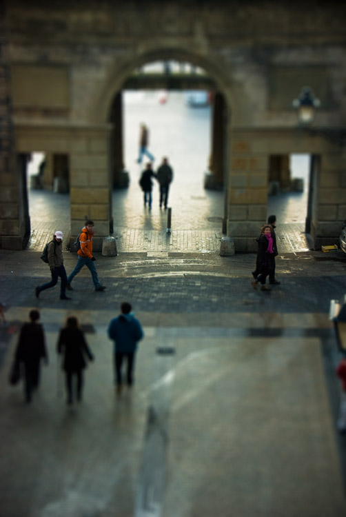 Tilt-shift