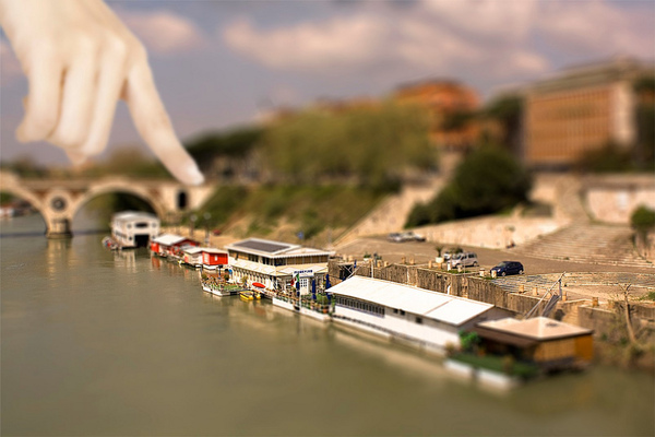 Tilt-shift