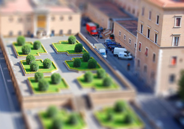 Tilt-shift