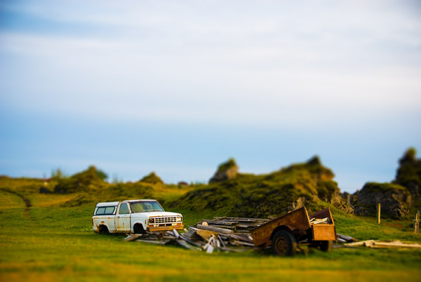 Tilt-shift