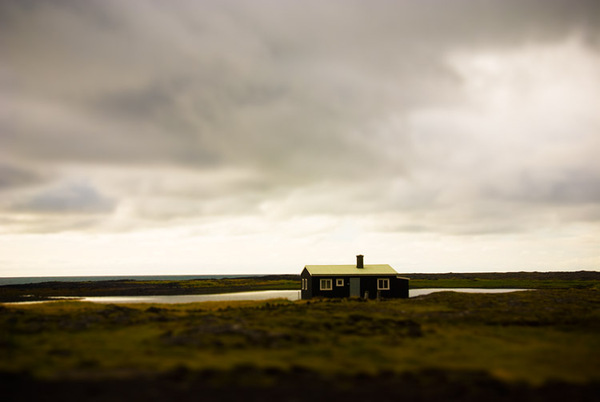 Tilt-shift