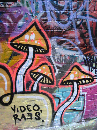 40+ Amazing Examples of Graffiti Art 18 40+ Amazing Examples of Graffiti Art 18