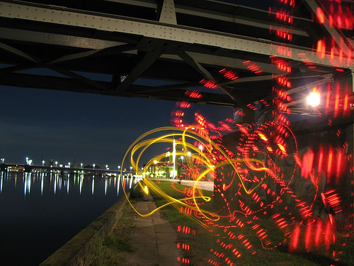 40+ Awesome Light Graffiti Pictures 1