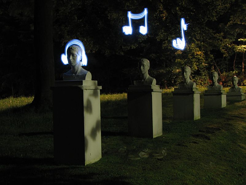 40+ Awesome Light Graffiti Pictures 12