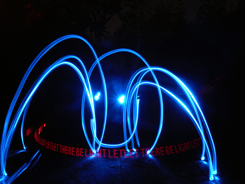 40+ Awesome Light Graffiti Pictures 20
