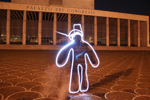 40+ Awesome Light Graffiti Pictures 24