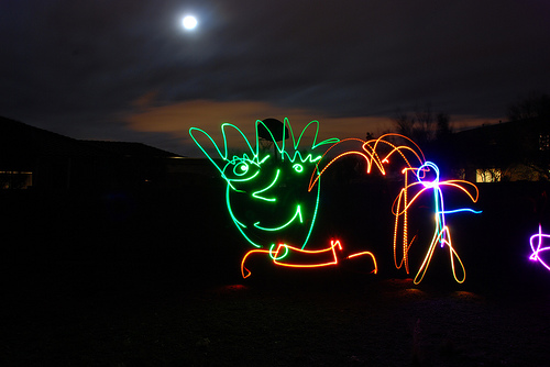 40+ Awesome Light Graffiti Pictures 6