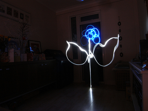 40+ Awesome Light Graffiti Pictures 7