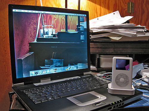 50 Awesome Transparent Screen Trick Photos 1