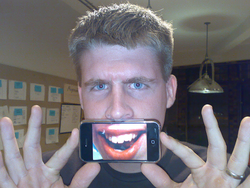 50 Awesome Transparent Screen Trick Photos 13