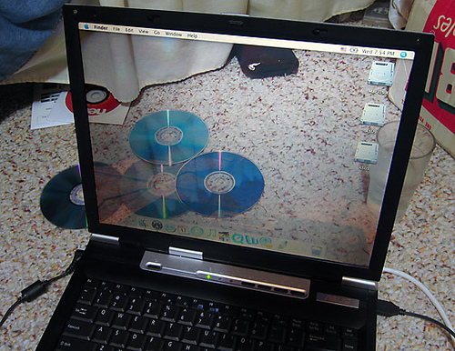 50 Awesome Transparent Screen Trick Photos 37