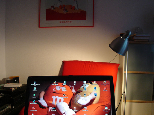 50 Awesome Transparent Screen Trick Photos 40