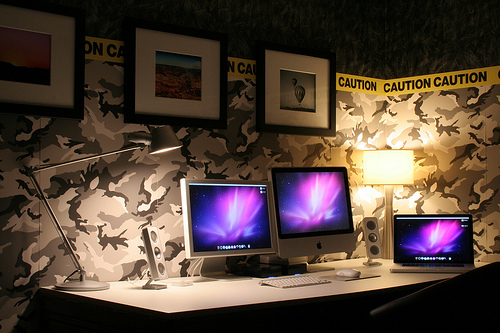 A Showcase of Beautiful Computer Workstations 1