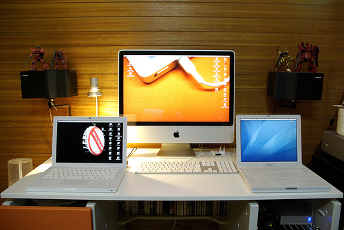 A Showcase of Beautiful Computer Workstations 10