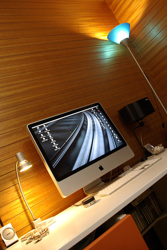 A Showcase of Beautiful Computer Workstations 11
