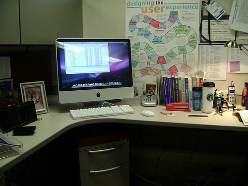A Showcase of Beautiful Computer Workstations 20