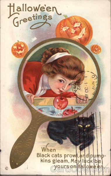 20 Amazing Halloween Postcard Design 10