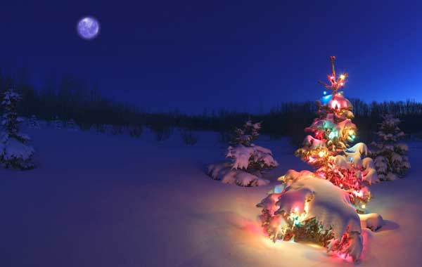 20 Mind-blowing Christmas Wallpapers to Decorate Your Desktop 17