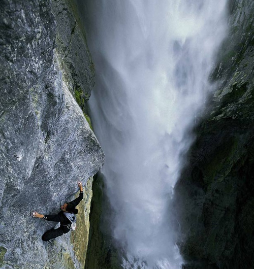 Conquering Heights: Tips for Effective Mountain Climbing Photography 5